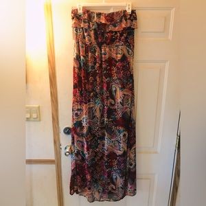 xhilaration sleeveless maxi dress - size L